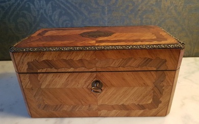 Jewellery box - Wood
