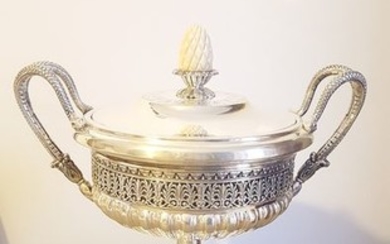 Large cup with cover - .925 silver - Italy - Late 20th century