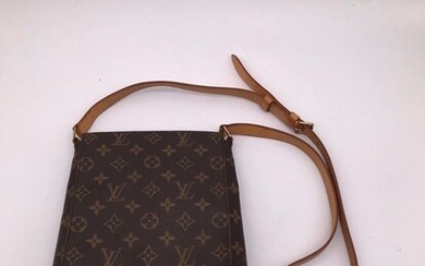 Louis Vuitton - Musette Crossbody bag