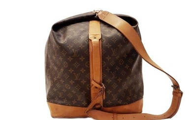 Louis Vuitton Weekend bag