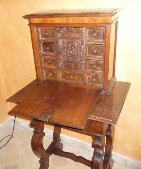 MONETIERE WITH TABLE (2) - Wood - 18th century