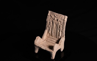 Mesopotamian terracota RARE throne model for the god Sin, 9,5 x 6 cm - TL Test and Spanish Export License - Votive offering, Exhibited. Ex-Ifergan Museum. Ex- Gilgamesh.