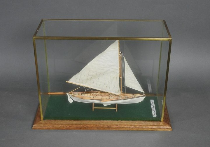 NEW BEDFORD WHALE BOAT INSIDE DISPLAY CASE