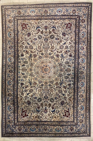 Nain - Carpet - 317 cm - 213 cm