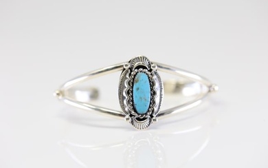 Native America Navajo Sterling Silver Turquoise Bracelet Cuff By Sadie Jim.