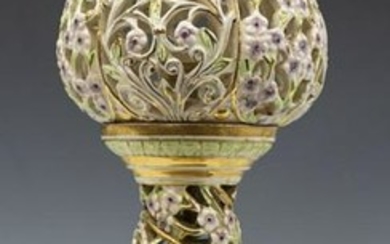 PARCEL GILT FLORAL PIERCED PORCELAIN TABLE LAMP