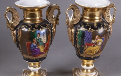 PARIS Paire de vases à décor peint doré... - Lot 57 - De Baecque et Associés