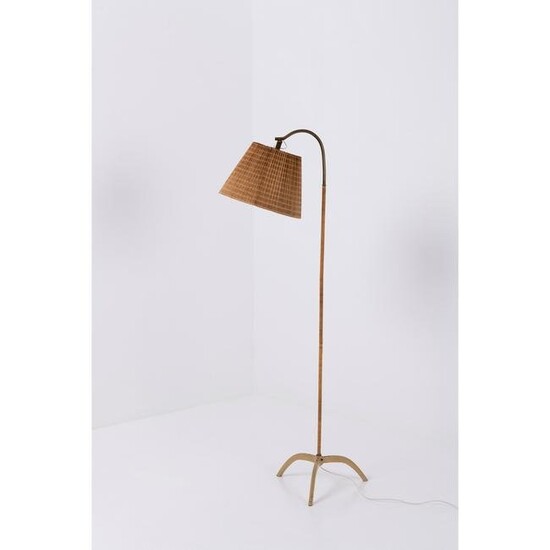 Paavo Tynell (1890-1973) Model 9609 Floor lamp Lacquered metal, brass and rattan Edited by Taito