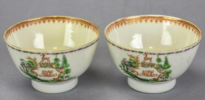 Pair Antique 18th C Chinese Export Porcelain Cups