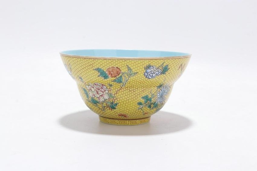 Pastel Brocade Flower Pattern Cup