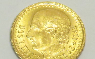 Pièce en or de 2,5 Pesos "Mexique", datée de 1945. Poids : 2g08. Diam :...