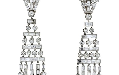 Platinum 26.50 carat Chandelier Hanging Old Cut Diamond Earrings