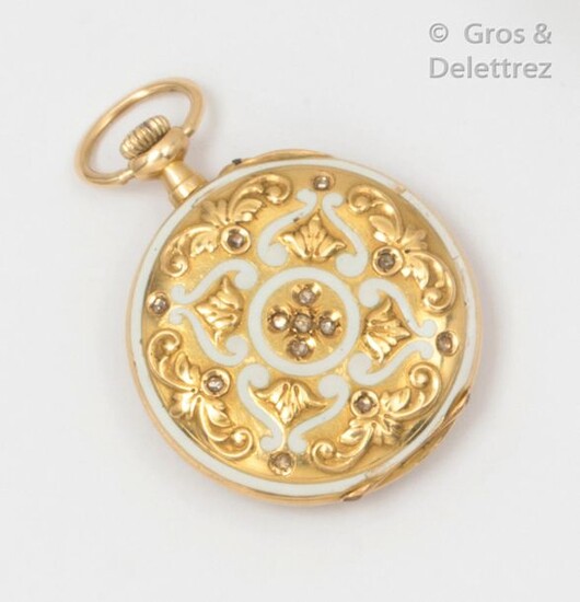 Pocket watch in white enamelled yellow gold, set with rose-cut diamonds, gold dial with Arabic numerals. P. Brut: 18.5g.