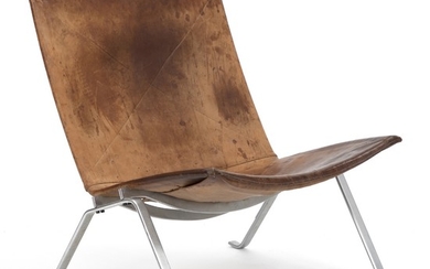 Poul Kjærholm: “PK 22”. Lounge chair with steel frame. Seat and back stretched with patinated brown leather. Manufactured and marked by E. Kold Christensen.