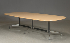 Ray & Charles Eames. Konferencebord/Spisebord, model Segmented Table. (3)