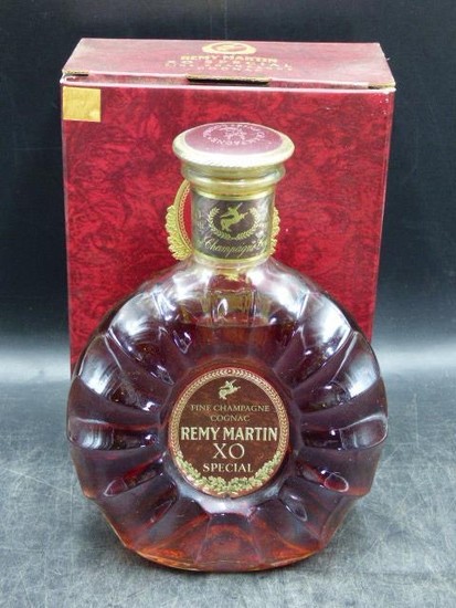 Remy Martin Fine Champagne Cognac XO Special, 70cl in box (S...