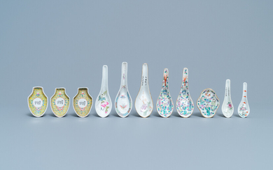 Seven Chinese famille rose spoons and four saucers, 19/20th C.