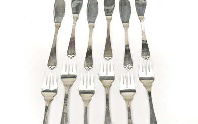Silver fish place setting (12x), executed by C.J.Begeer, Utrecht /...