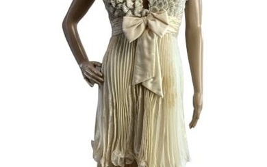 TONY WARD COUTURE FEATHER & FAN BEAD TRAIN GOWN S