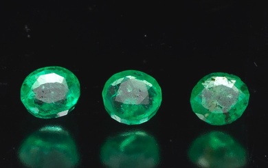 Three Unmounted 1.44 Carat Total Round Cut Emerald Gems