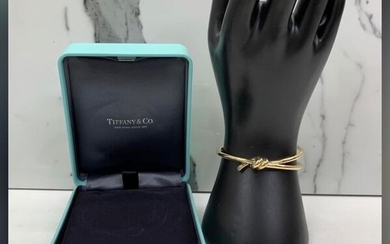 Tiffany & Co. - Knot Bracelet