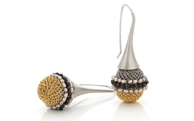 Tove Rygg - 18 kt. White gold, Yellow gold, Exceptional antique Mississippi river pearls - Earrings - Black Diamonds