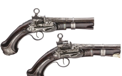 Une paire de pistolets chiselés Eibar luxury-miquelet, circa 1760 Barils ronds, cannelés, à trous lisses,...