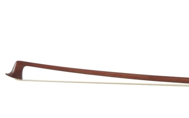 A German Violin Bow Silver-mounted frog, round pernambuco stick:...