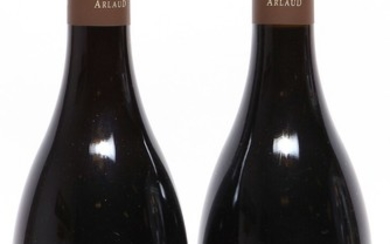 1 bt. Chambolle Musigny 1. Cru “Les Noirots”, Domaine Arlaud 2016 A (hf/in). etc. Total 2 bts.