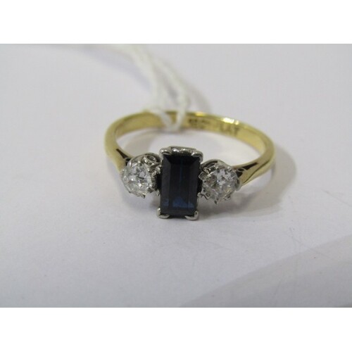 18ct YELLOW GOLD DARK BLUE SAPPHIRE & DIAMOND 3 STONE RING, ...