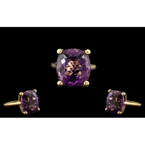 18ct Yellow Gold - Superb Large Amethyst Set Ring. Marked 18...