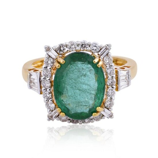 4.10 TCW Emerald HI/SI Diamond Dome Ring Solid 18k Gold