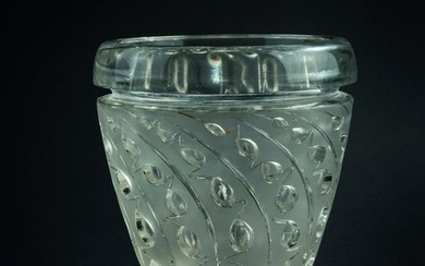 Rene Lalique, 'Lemna' vase, 1934