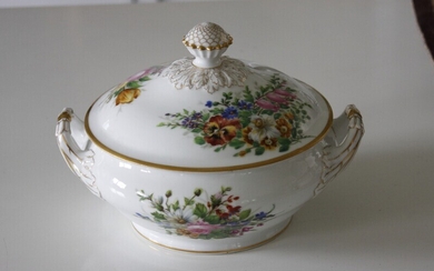 SOLD. A Bing & Grøndahl porcelain diner service decorated in colours with flowers on white...