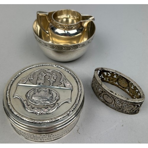 A COLLECTION OF SILVER ITEMS, to include a Royal Mail Steam ...