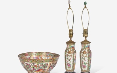 A Chinese Export porcelain Rose Mandarin punch bowl and pair of vases mounted as lamps, 19th century