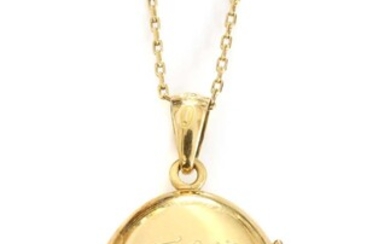A Finnish 18ct gold oval hinged locket