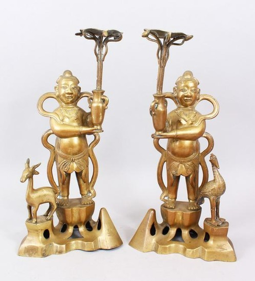 A GOOD PAIR OF LATE 19TH CENTURY CHINESE BRONZE