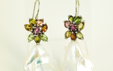 A PAIR OF BAROQUE PEARL AND TOURMALINE DROP EARRINGS