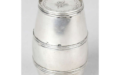 A small continental barrel cup.