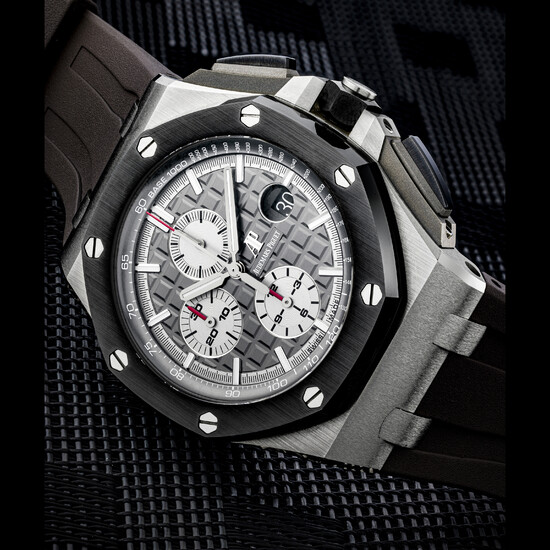 AUDEMARS PIGUET. A TITANIUM AND CERAMIC AUTOMATIC CHRONOGRAPH WRISTWATCH WITH DATE ROYAL OAK OFFSHORE MODEL, REF. 26400IO.OO.A004CA.01