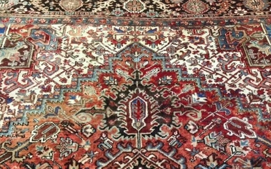 Antique Persian Heriz rug-4517
