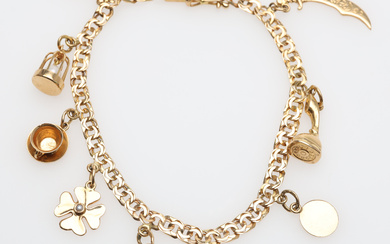 BRACELET Bismarck with charms gold 18K gross weight approx. 12.5 grams.