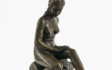 Baigneuse - Fonte postérieure d'après Christophe Gabriel Allegrain (1710-1795) Bronze, patine brune. Nu féminin avec...