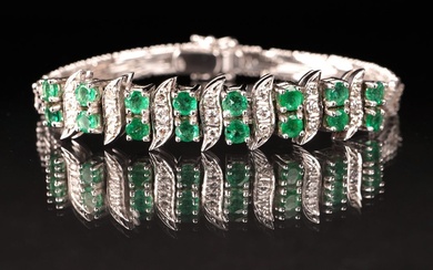 Bracelet serti d'émeraudes et de diamants, WG 585, ,huit émeraudes facettées rondes (D : env....
