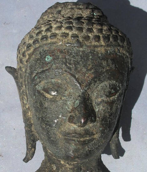 Bronze Buddha head of antiquity GC4A