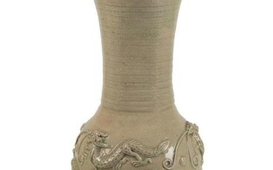 CHINESE LONGQUAN STYLE DRAGON VASE