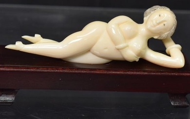 CHINESE SMALL CARVED DOCTOR'S LADY