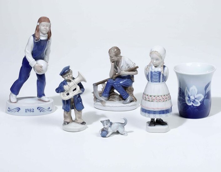 Cinque figurine e un vasetto Copenaghen e Turingia, seconda metà del XX secolo