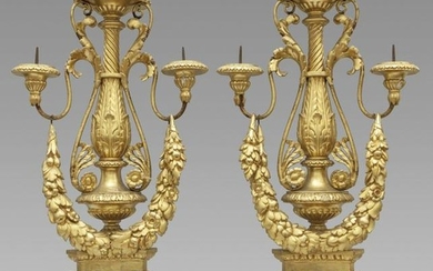 Coppia di grandi candelabri Luigi XVI da centro